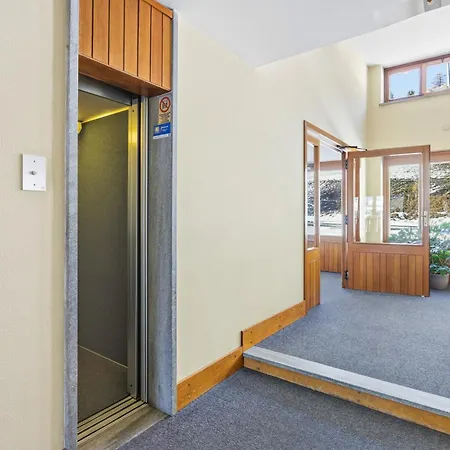 Hostdomus - Barba House Apartmán *